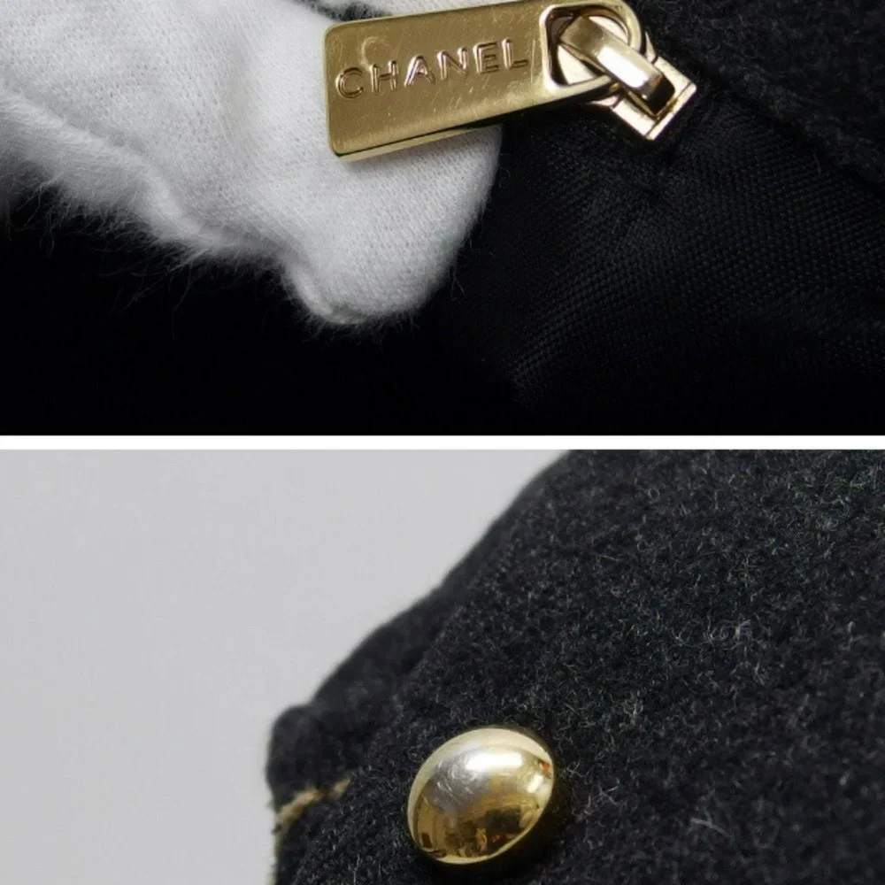 CHANEL Black Logo Shoulder Bag